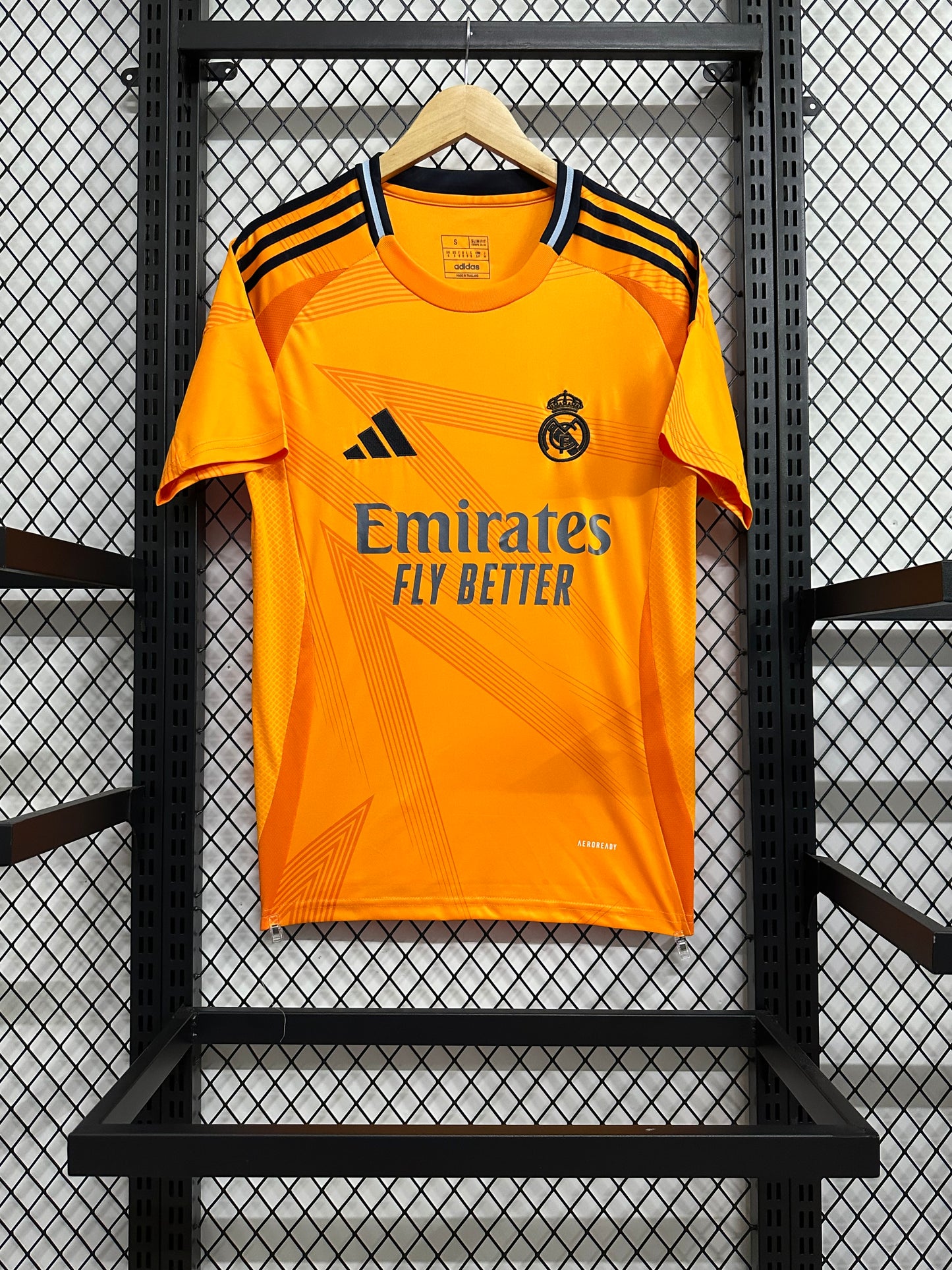 Camiseta Real Madrid Visitante 24/25 Fan Version