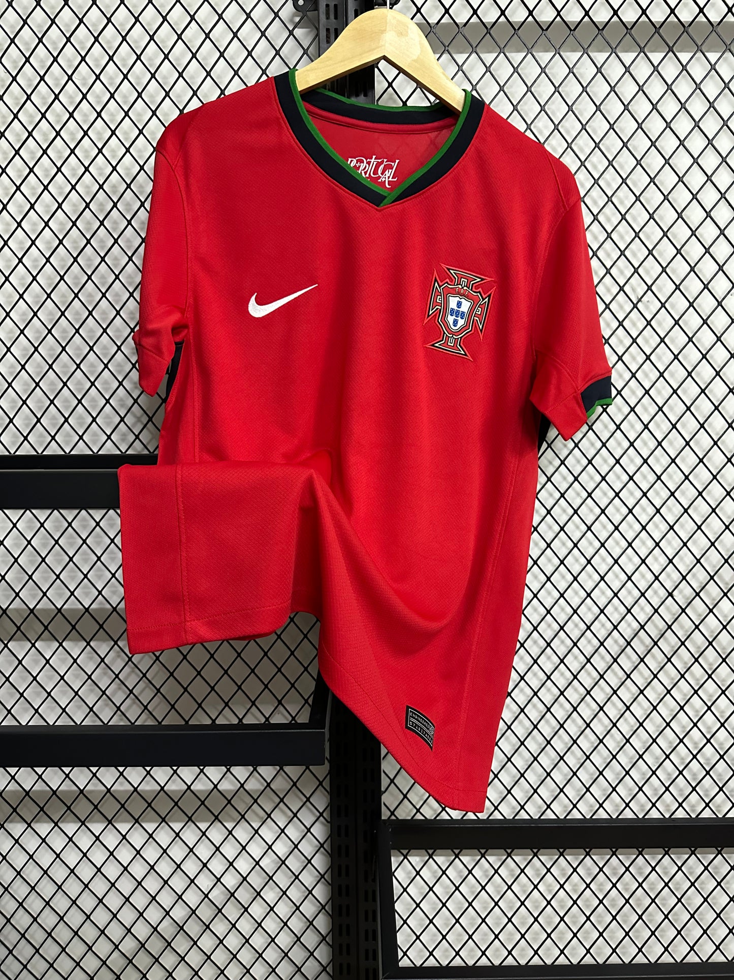 Camiseta Portugal Local 24/25 Fan Version